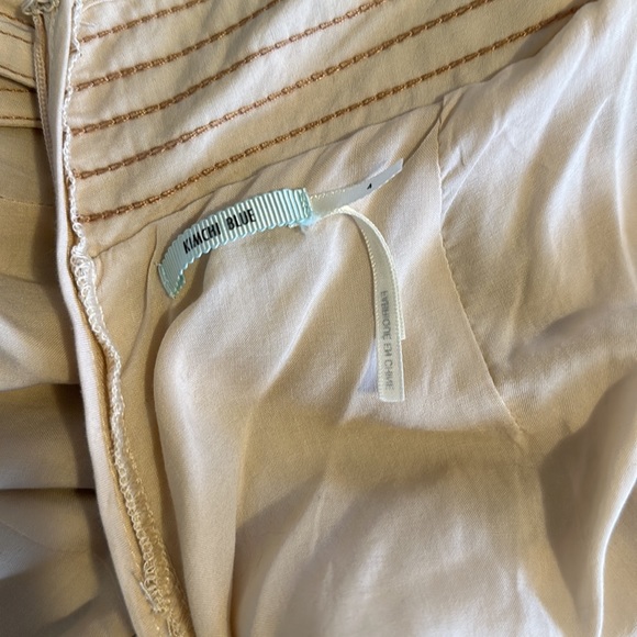 NWT Urban Outfitter Kimchi Blue Trapunto Stitch Cross-Back Romper Cream Sz 4 - Picture 4 of 4